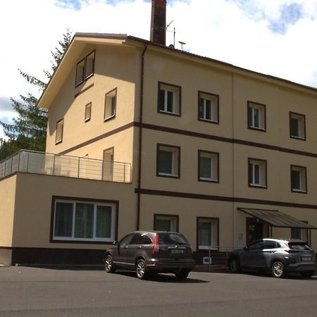 Villa Pirken Hammer Brezova  Экстерьер фото